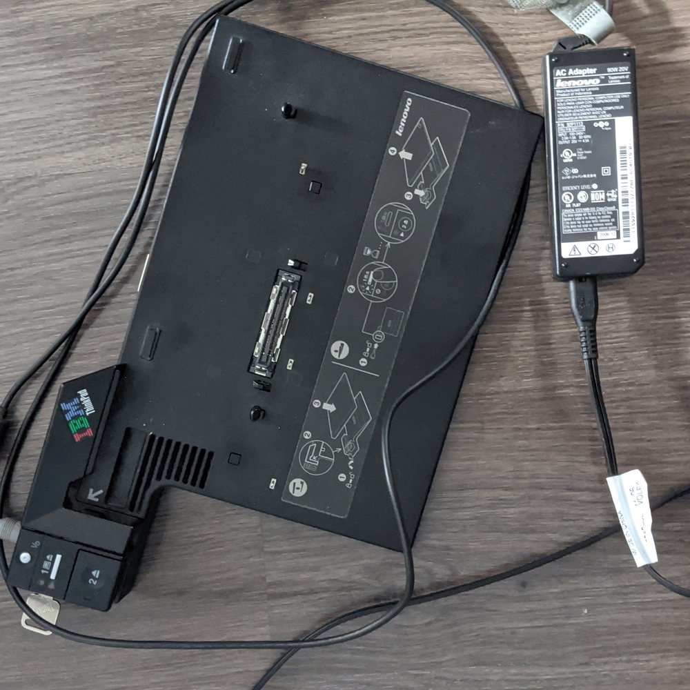 ThinkPad (laptop) dock and charger